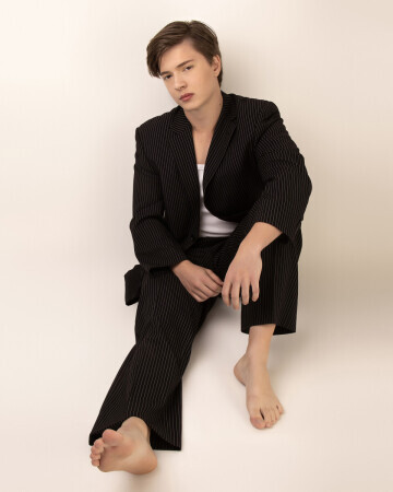 GUSTAVO KIEVEL — 4