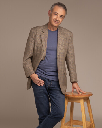 RICARDO ALVARENGA — 6