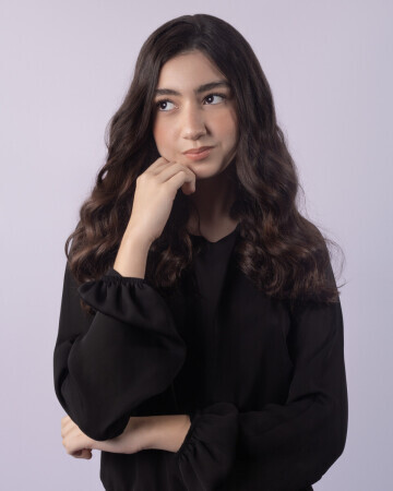 LETICIA DELFINO — 5