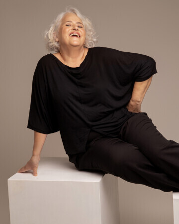 CRISTINA COUSSEAU — 4