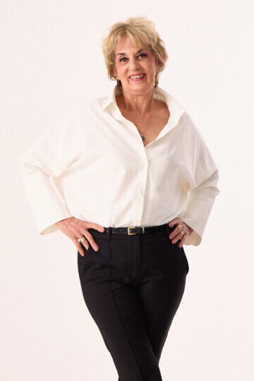 ANA MARIA OLIVEIRA SIVELLI — 1