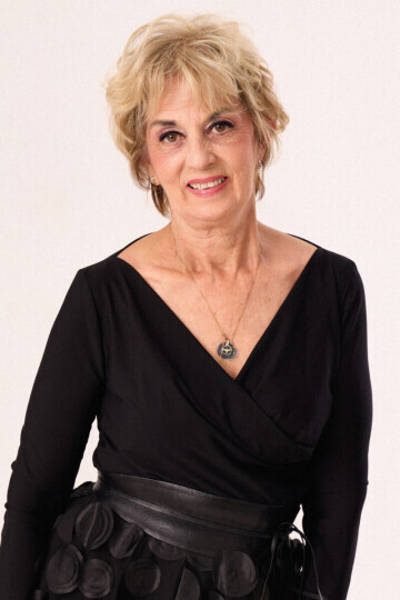 ANA MARIA OLIVEIRA SIVELLI