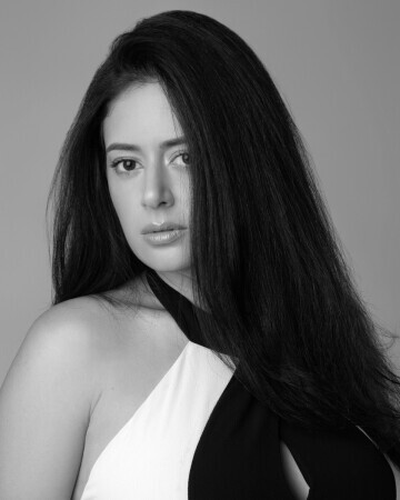 JESSICA REZENDE — 1