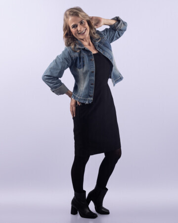 ANGELA MARIA LOSSÁVARO — 4