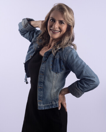 ANGELA MARIA LOSSÁVARO — 2