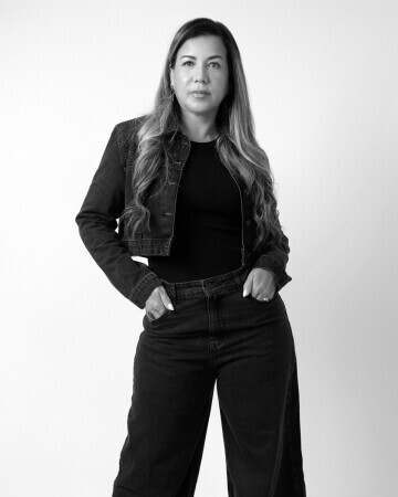 SIMONEIDE DE MOURA — 2