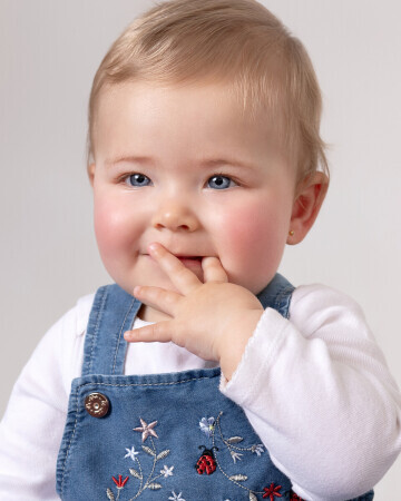 ELENA CORDOVA COLLODEL