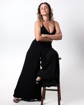 DANIELLA AGUIAR VILA — 4