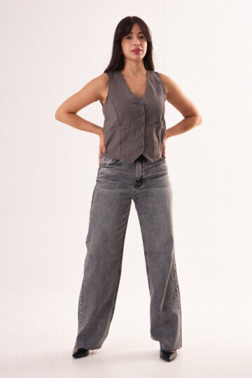 RAISSA HUERTAS — 5