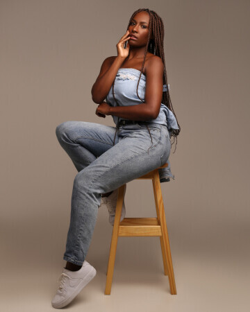 GILLIANE FRONTEIRO — 5