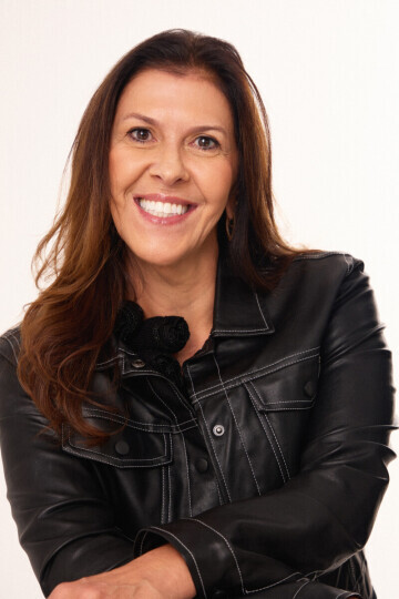 ANA PAULA FURKIM — 3