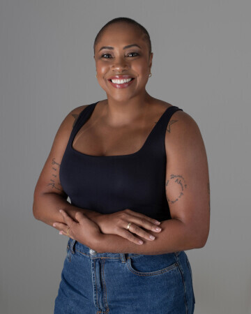 VANESSA FERNANDES — 4