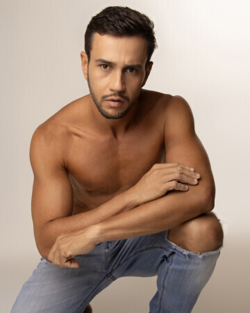 DANILO LEONARDO — 1