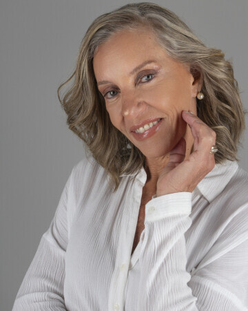 JANINE GLAESER — 3