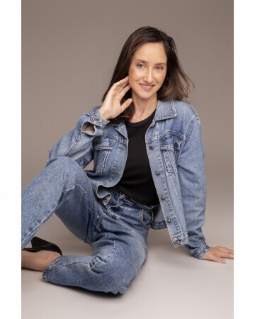 SUZELAINE CONSONI — 2