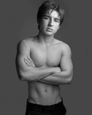 LEONARDO PRESTES — 3