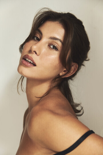 Eliza Teixeira — 14