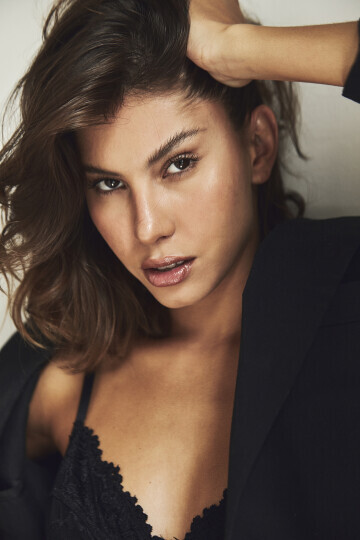 Eliza Teixeira — 21