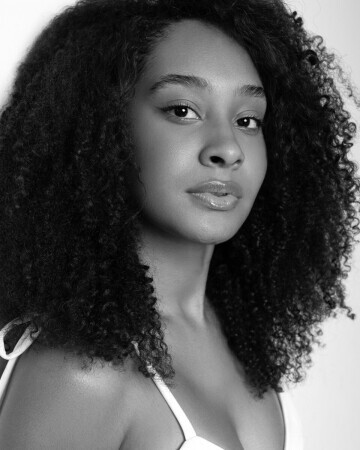 LILIAN VITORIA ARAUJO — 3