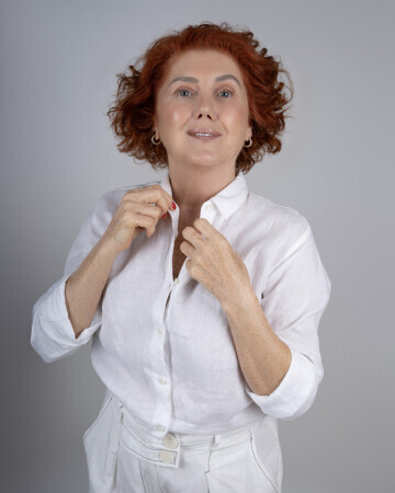 NELITA TERESA DAVOGLIO