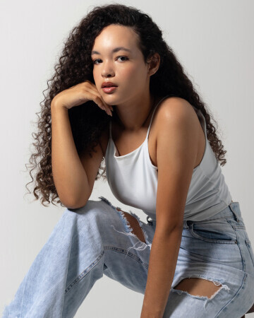 SAMIRA VITÓRIA OLIVEIRA CORREIA — 6