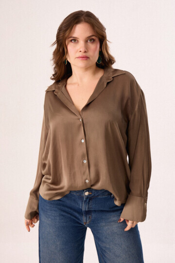 LETICIA MORAES — 2