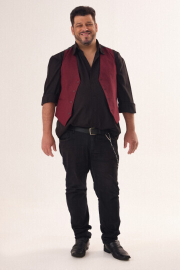 THEO RODRIGUES — 2