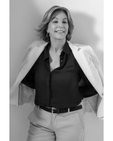 EUNICE MARTINS — 5