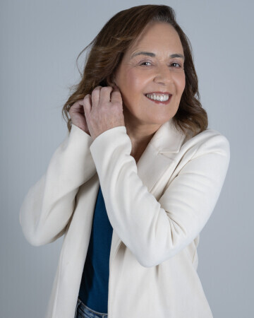 ROSANA BASTIAN — 3