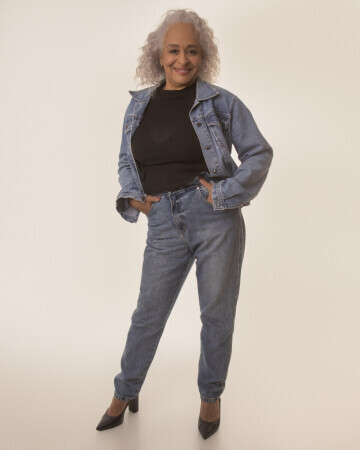 ELIZABETH DIAZ — 4