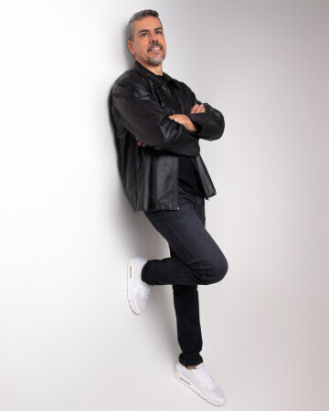 ROGERIO MENDES — 6