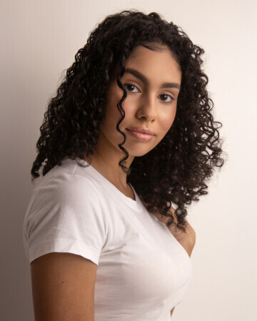 AMANDA FREITAS — 3