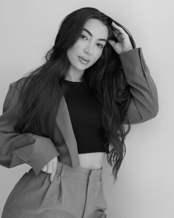 PAOLA SANT'ANNA — 6