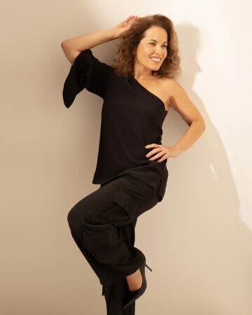 MONICA HOESCHL — 4