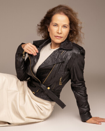 MONICA HOESCHL — 6