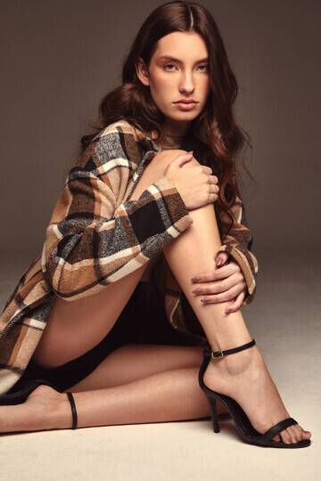 ISABELLA CECATTO — 10