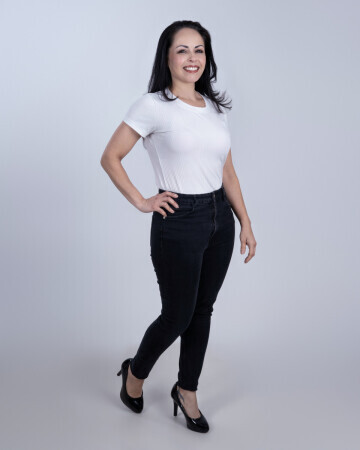 VANESSA DA CRUZ — 2