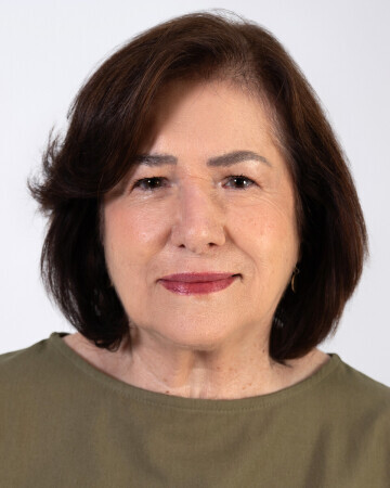 REGINA RIGOLON FERREIRA DA CUNHA — 1