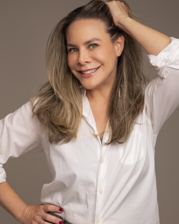 GIOVANA MADEIRA — 5