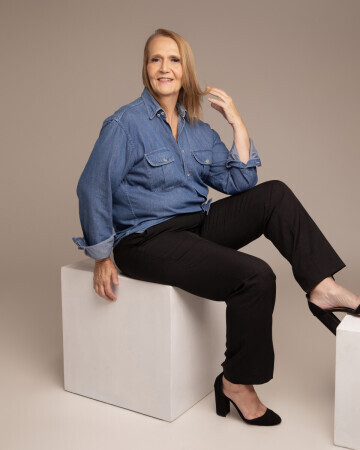 ELIZABETE DEFREYN — 2