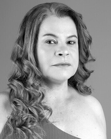 FERNANDA SCHWUCHOW — 2