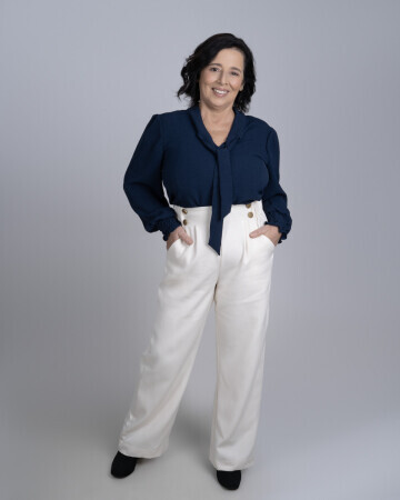 CLANDIA ARAUJO — 4