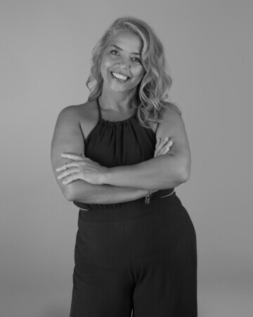 JUCELAINE DE ARAUJO — 6