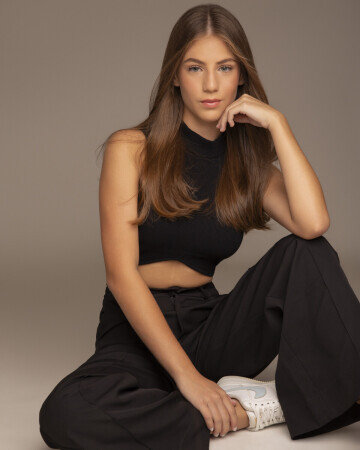 EMILY VONSOSKI — 4