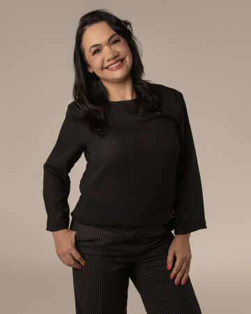 MAGALIA MONTEIRO — 4