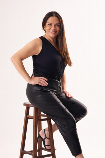 CRISTIANE CASTRO — 1