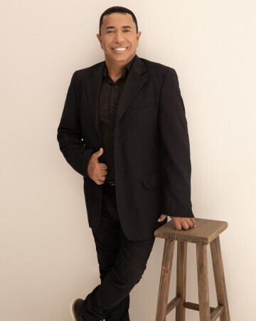 ANTONIOS ROBERTO — 2