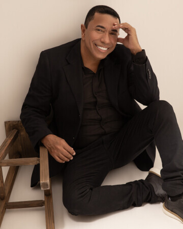 ANTONIOS ROBERTO — 3