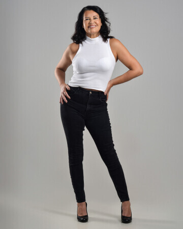 ANDREA ALMEIDA — 5