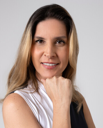 MARIANA DE SOUZA — 5